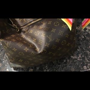 Authentic Louis Vuitton Sully